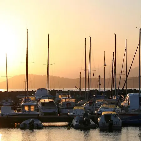 Cocooning Sur Le Port Proche De La Mer 아파트 히에레